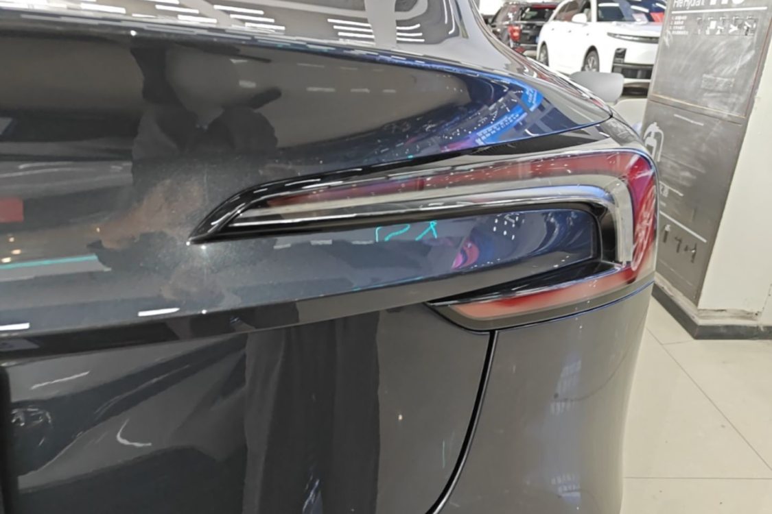 Tesla Model 3 2024 #7 Tesla Model 3 2024 car image #7