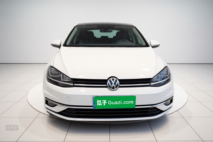 Volkswagen Golf 2020 car image #3