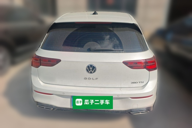 Volkswagen Golf 2022 car image #4