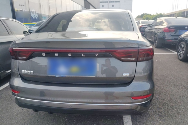 GEELY Emgrand 2024 #6 GEELY Emgrand 2024 car image #6