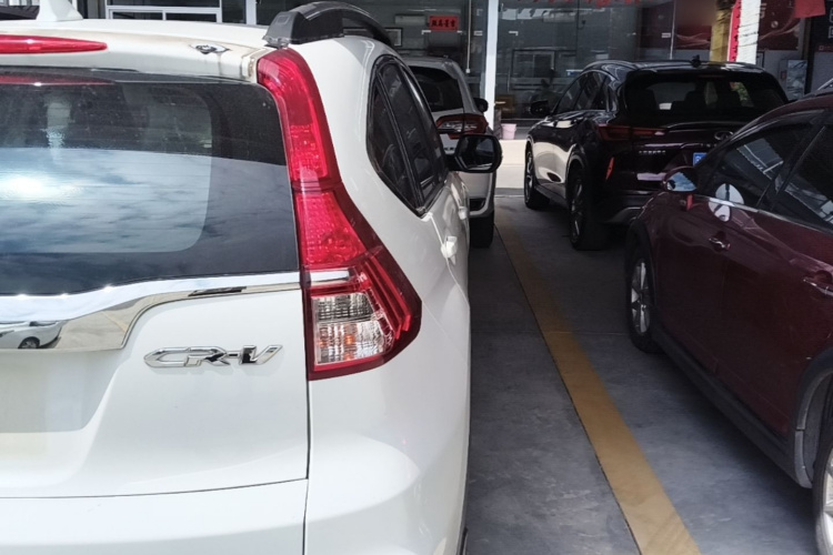 Honda CR-V 2017 #8 Honda CR-V 2017 car image #8