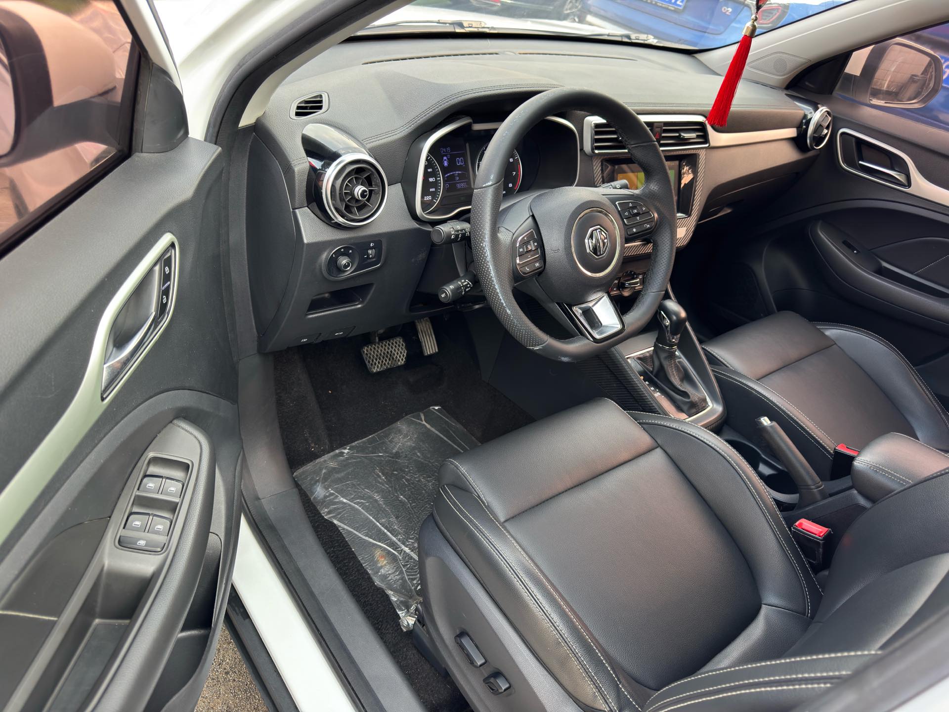 MG ZS 2018 image de voiture #12
