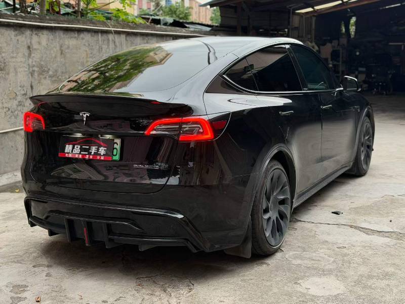 Tesla Model Y 2022 car image #8