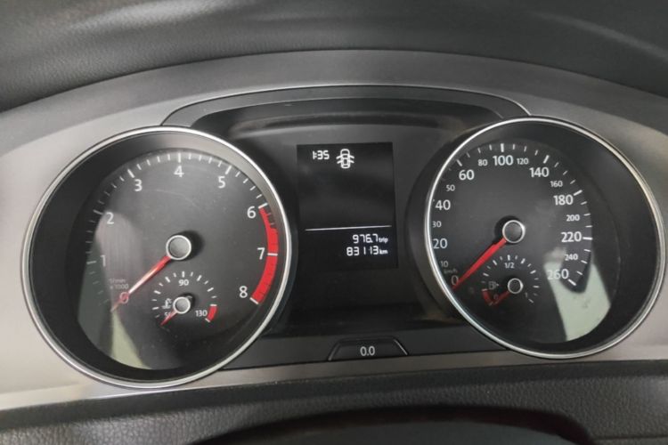 Volkswagen Golf 2016 car image #16
