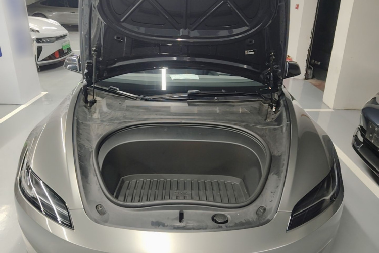 Tesla Model 3 2024 #20 Tesla Model 3 2024 car image #20