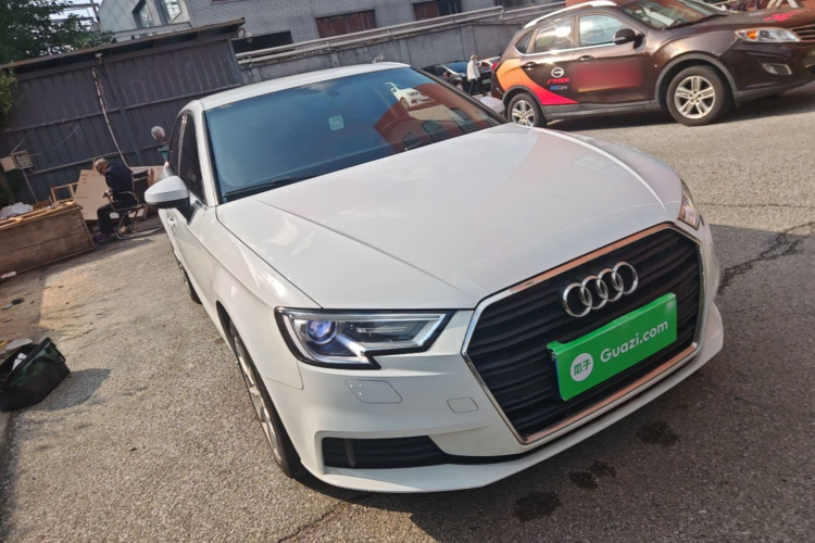 Audi A3 2019 imagem de carro #4
