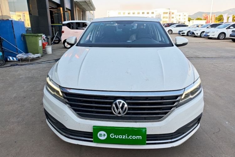 Volkswagen Lavida 2020 imagen de coche #3