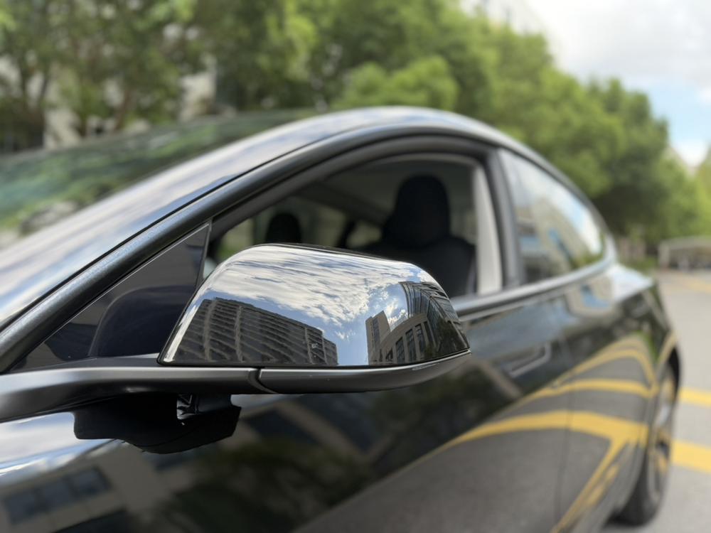 Tesla Model 3 2023 car image #11