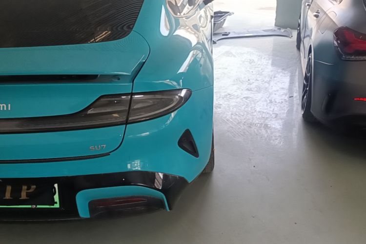 MI SU7 2024 car image #8
