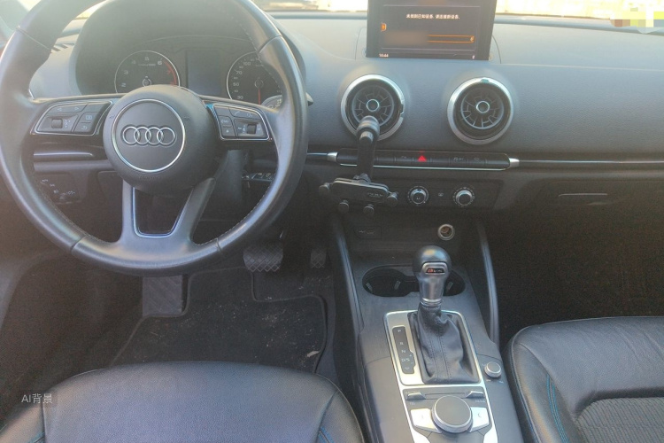 Audi A3 2019 car image #11