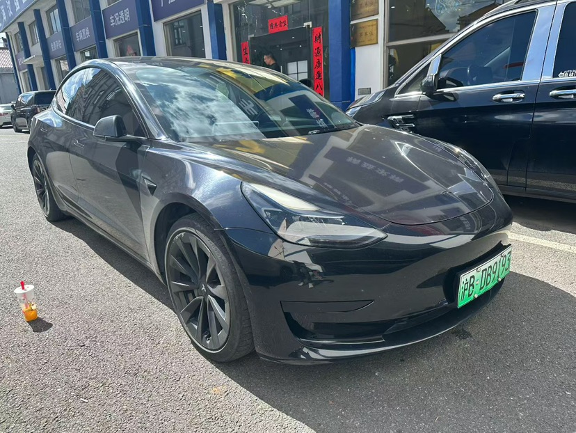 Tesla Model 3 2021 car image #3