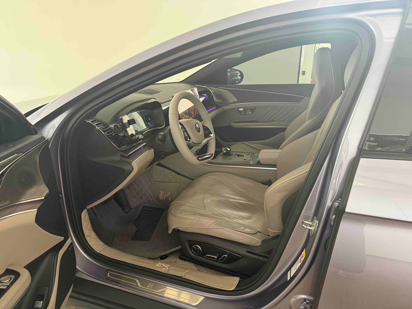 BYD Han 2024 #4 BYD Han 2024 صورة سيارة #4