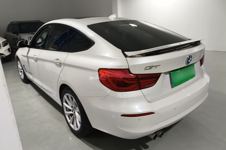 BMW 3 Series GT 2018 #5 BMW 3 Series GT 2018 car image #5