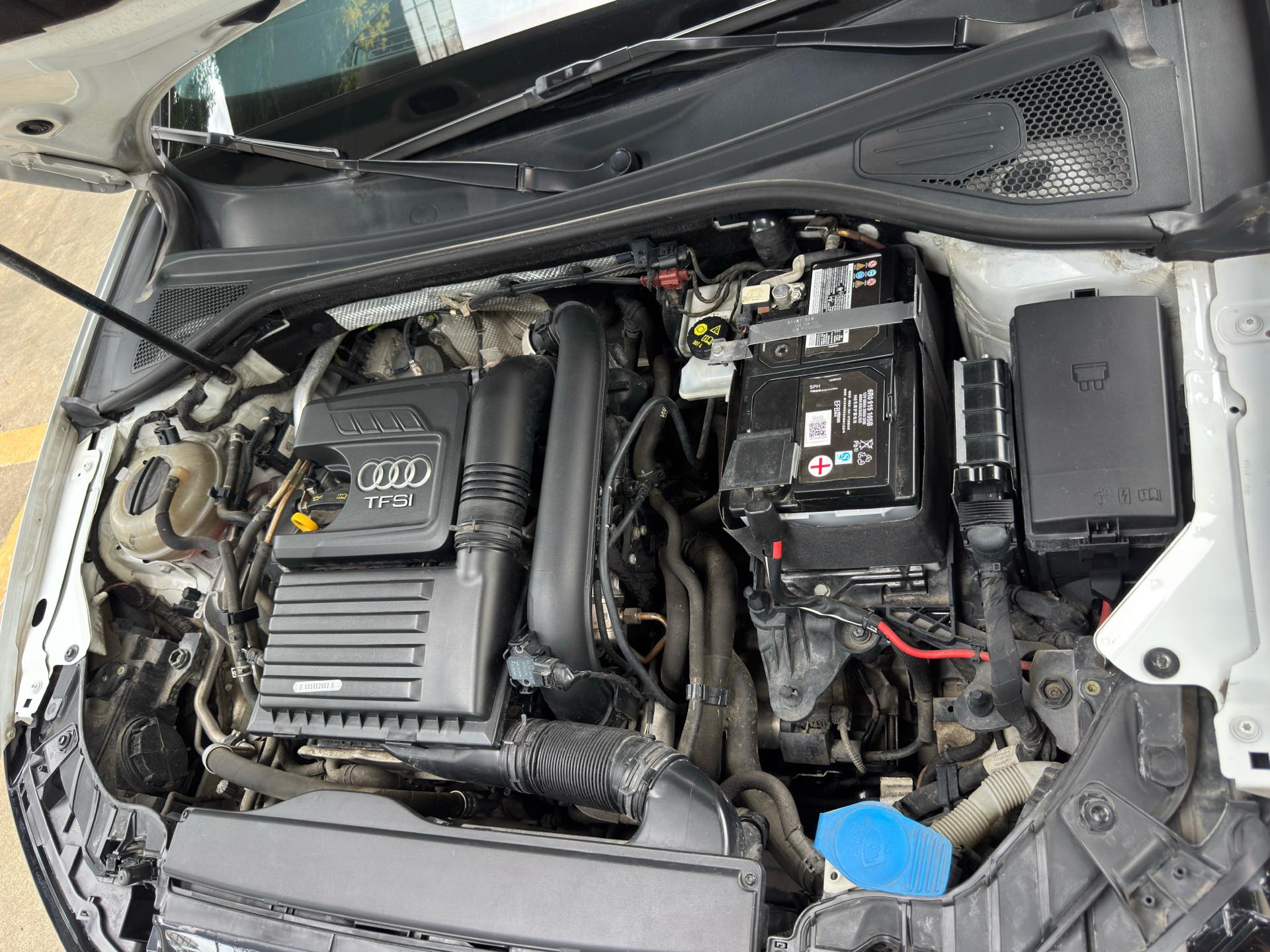 Audi A3 2018 car image #26