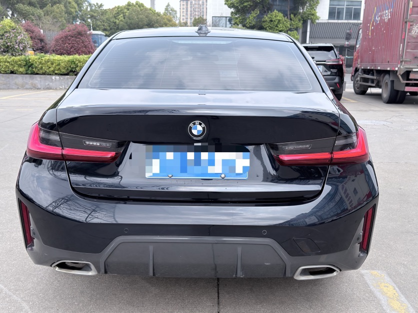 BMW 3 Series 2024 #9 BMW 3 Series 2024 car image #9