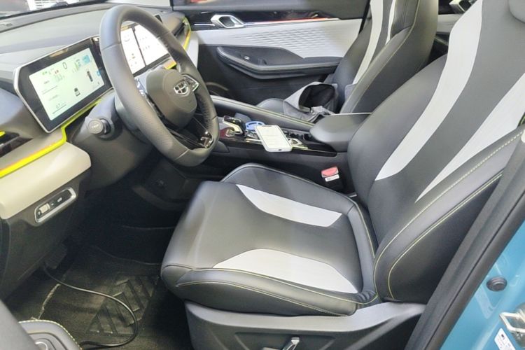 GEELY Coolray 2023 #15 GEELY Coolray 2023 car image #15