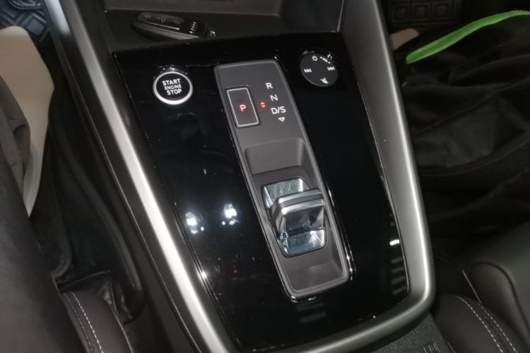 Audi A3 2023 car image #14