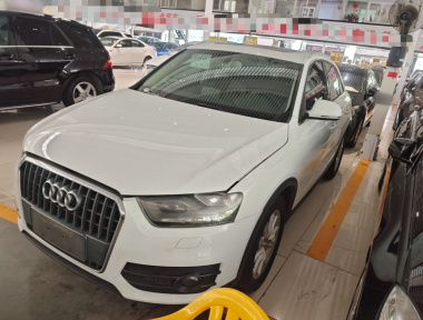 Audi Q3 2014 car image 
