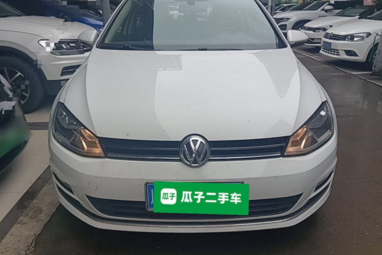 Volkswagen Golf 2015 car image #3