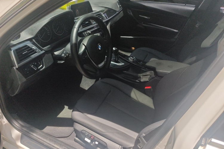 BMW 3 Series 2016 #19 BMW 3 Series 2016 car image #19