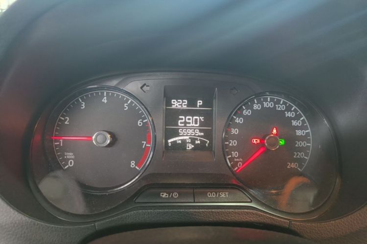 Volkswagen Polo 2016 #12 Volkswagen Polo 2016 car image #12