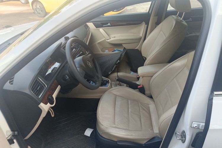 Volkswagen Lavida 2015 car image #17