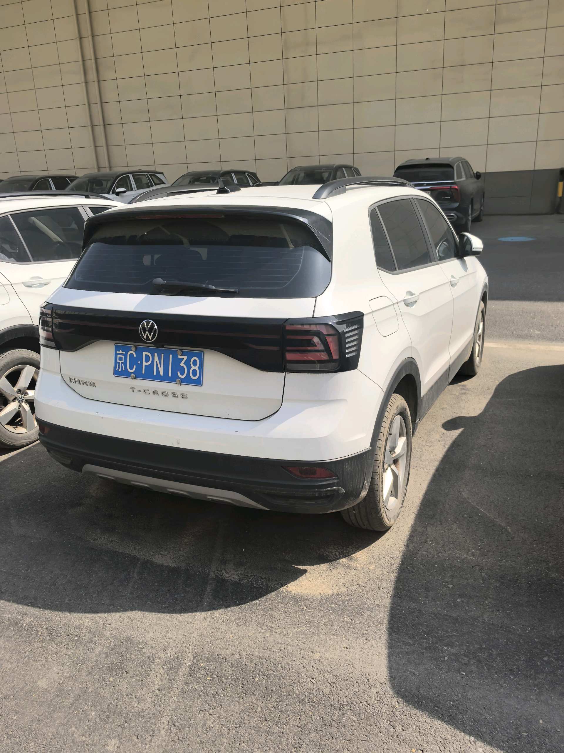 Volkswagen T-Cross 2023 immagine di auto #7