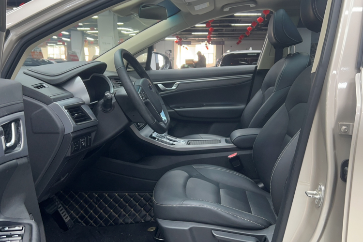 GEELY Emgrand GS 2018 #9 GEELY Emgrand GS 2018 car image #9