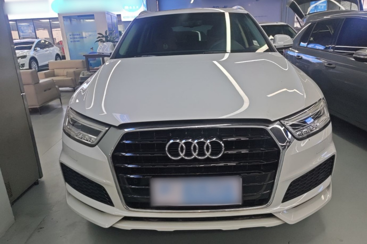 Audi Q3 2018 #3 Audi Q3 2018 car image #3