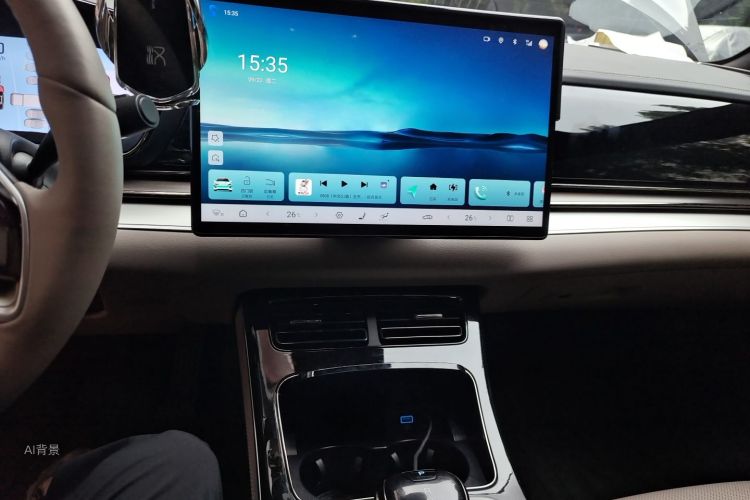 BYD Han 2025 car image #15