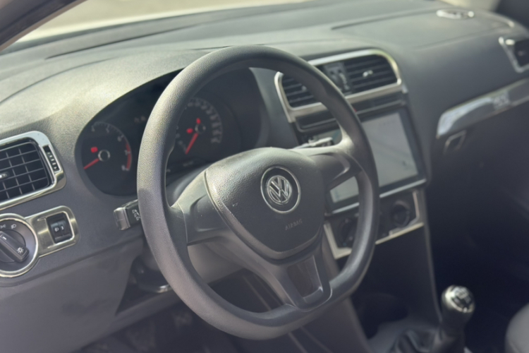 Volkswagen Polo 2017 #22 Volkswagen Polo 2017 car image #22