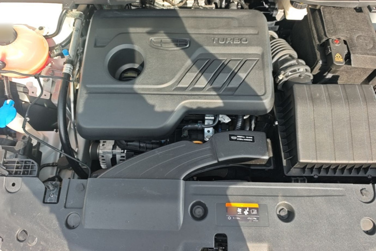 GEELY Coolray 2022 imagen de coche #20