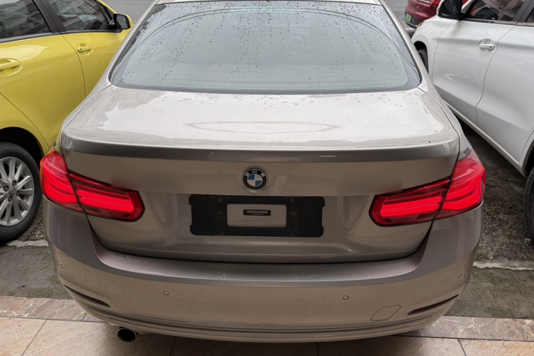BMW 3 Series 2016 #5 BMW 3 Series 2016 car image #5