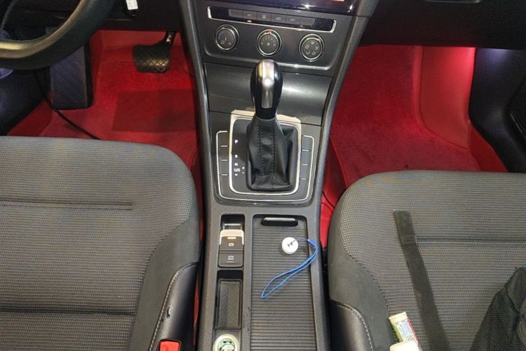 Volkswagen Golf 2018 #14 Volkswagen Golf 2018 car image #14
