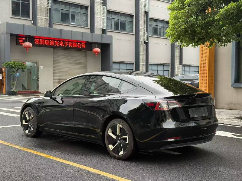 Tesla Model 3 2022 car image #6