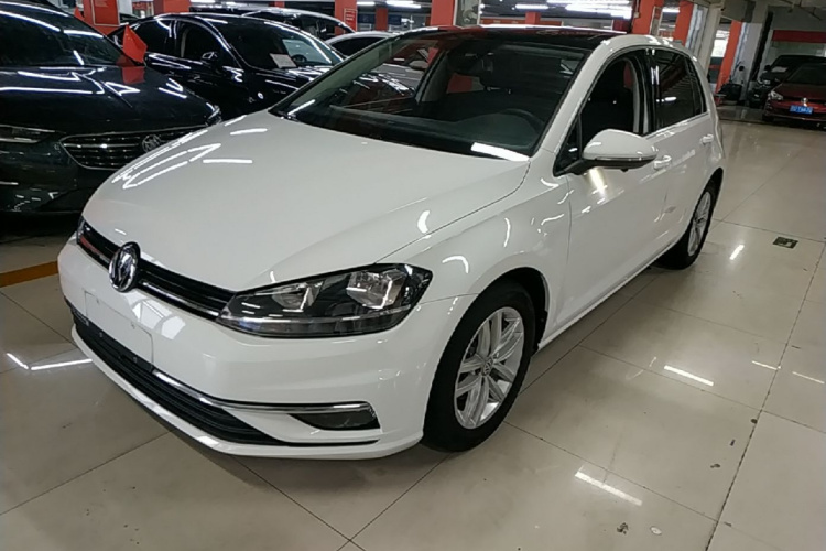Volkswagen Golf 2019 #2 Volkswagen Golf 2019 car image #2