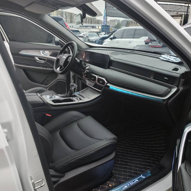 Jetour X70 PLUS 2020 #3 Jetour X70 PLUS 2020 car image #3