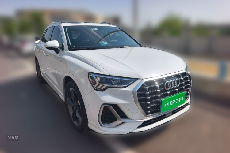 Audi Q3 2021 car image #4