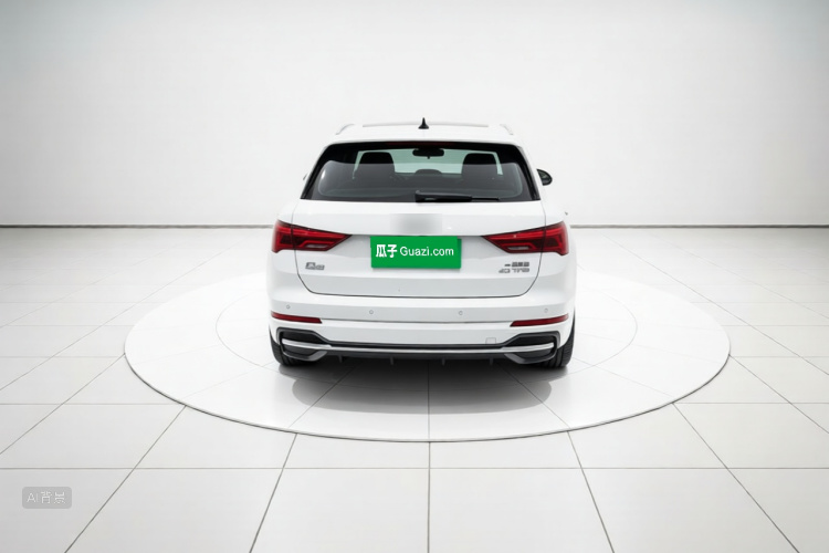 Audi Q3 2022 car image #6