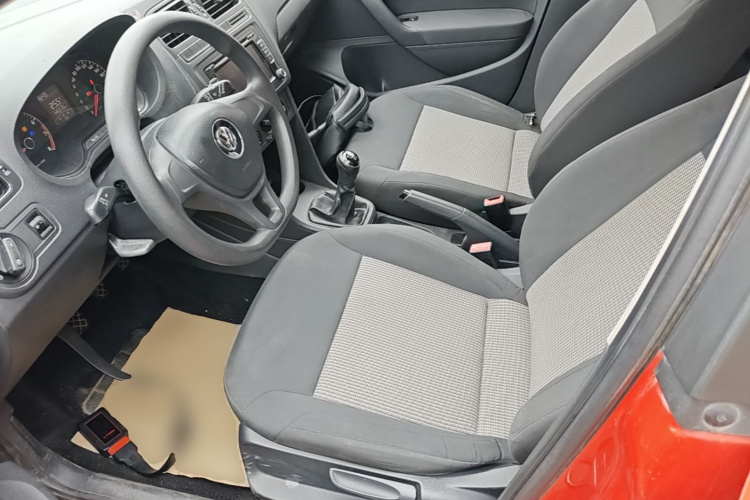 Volkswagen Polo 2015 #15 Volkswagen Polo 2015 car image #15