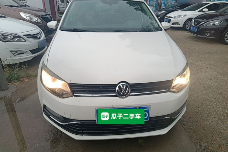 Volkswagen Polo 2018 car image #3