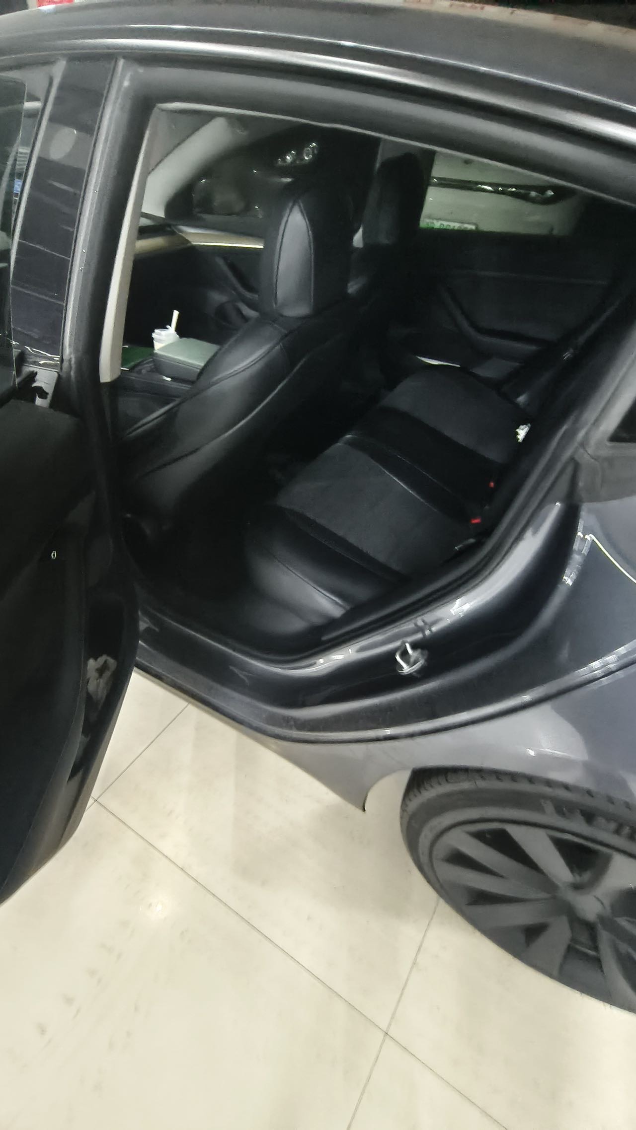 Tesla Model 3 2023 #4 Tesla Model 3 2023 car image #4