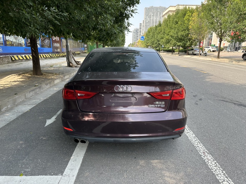 Audi A3 2015 car image #8