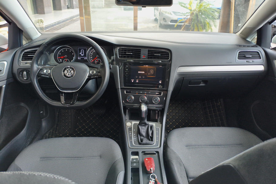 Volkswagen Golf 2020 #2 Volkswagen Golf 2020 car image #2