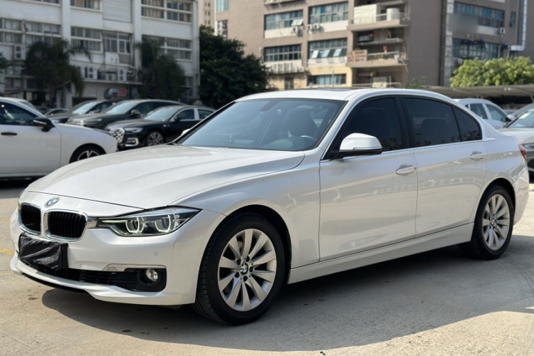BMW 3 Series 2016 car image #2
