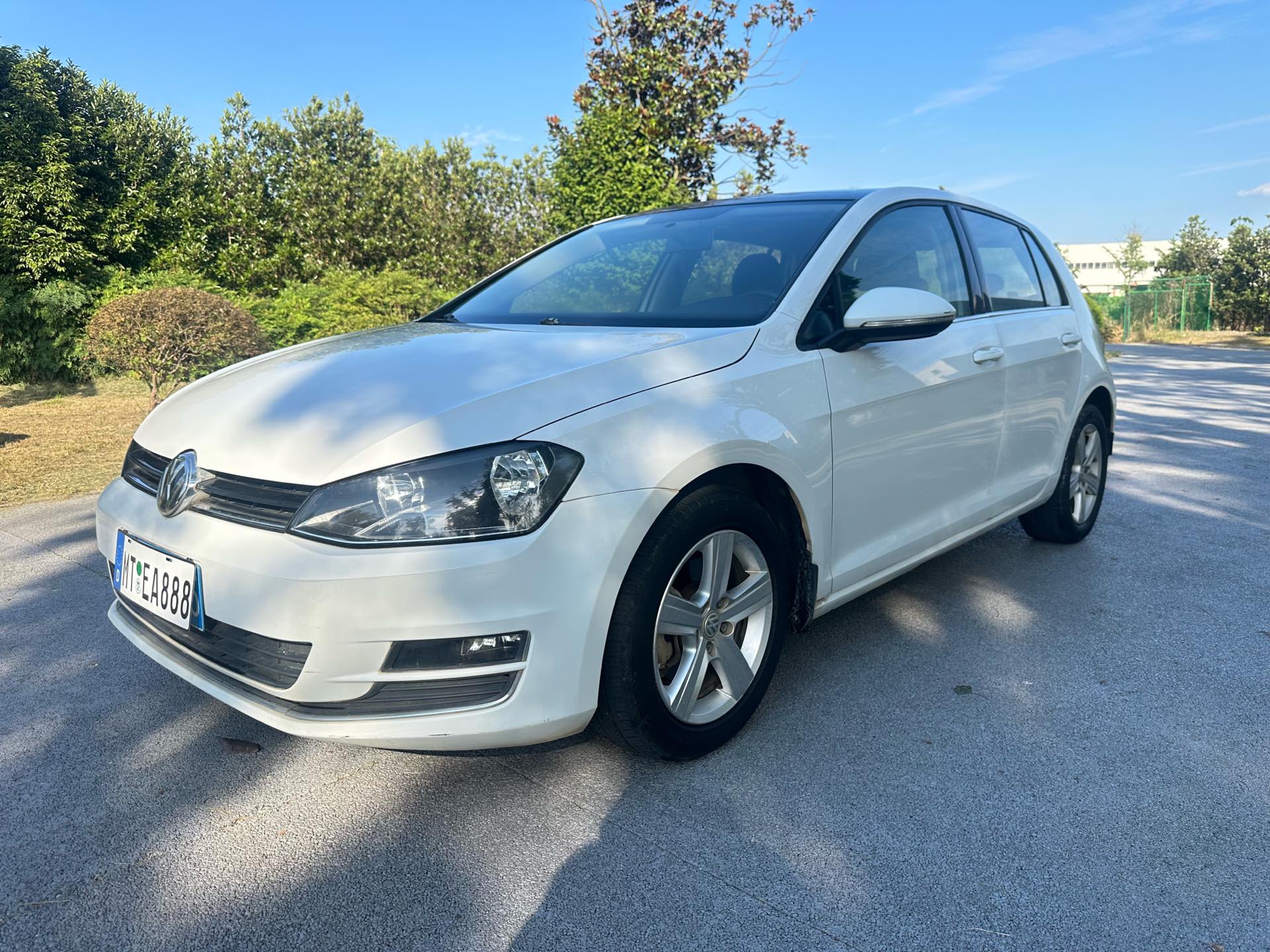2016 2016 car image
