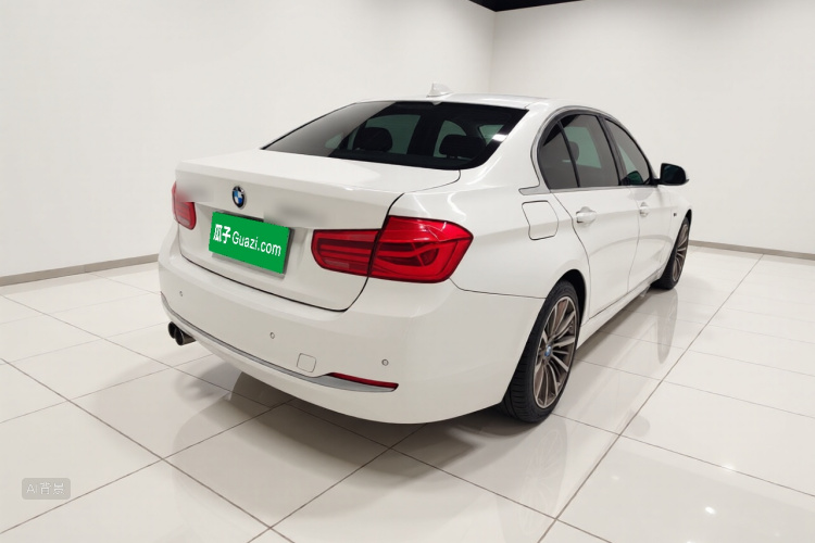 BMW 3 Series 2019 #7 BMW 3 Series 2019 car image #7