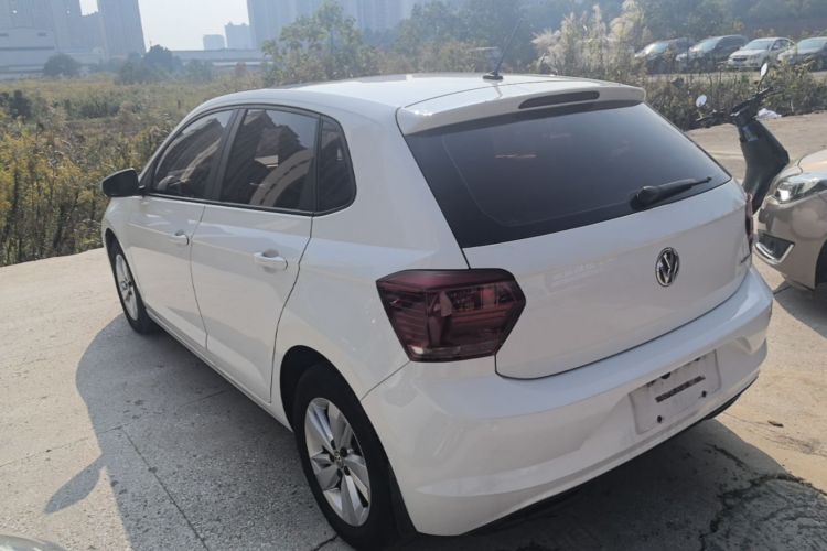 Volkswagen Polo 2020 car image #5