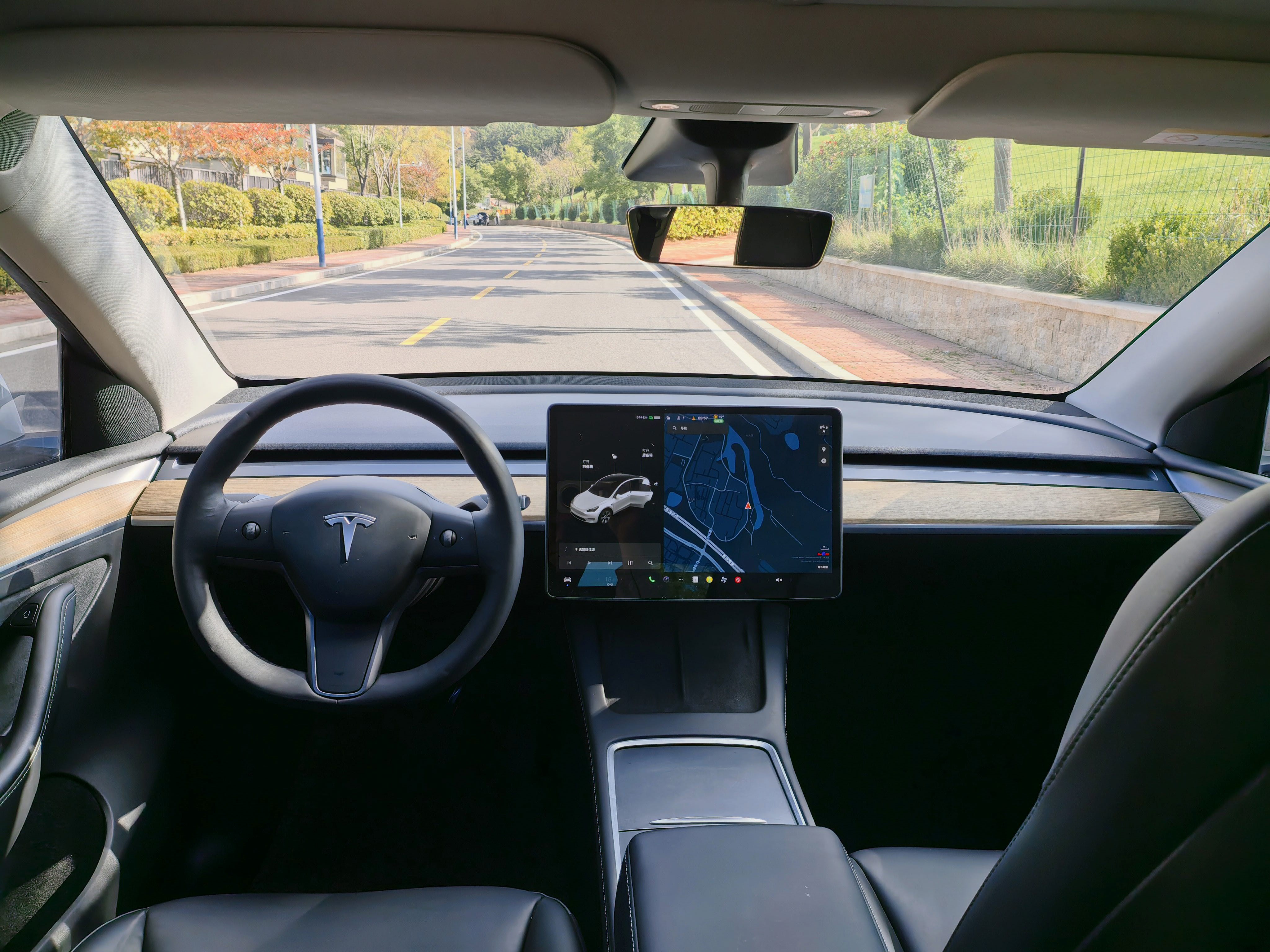 Tesla Model Y 2021 #11 Tesla Model Y 2021 immagine di auto #11