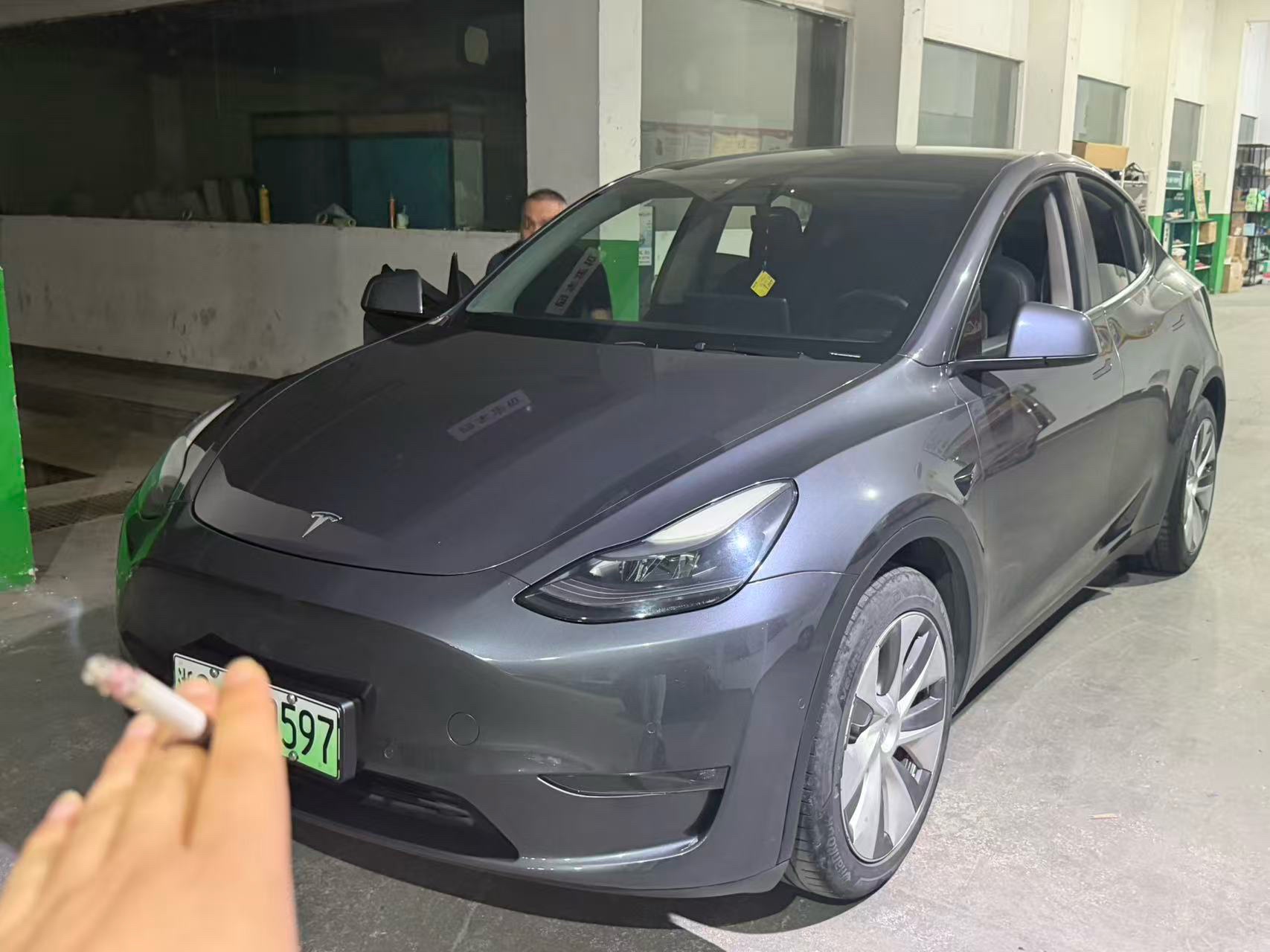 Tesla Model Y 2021 car image 